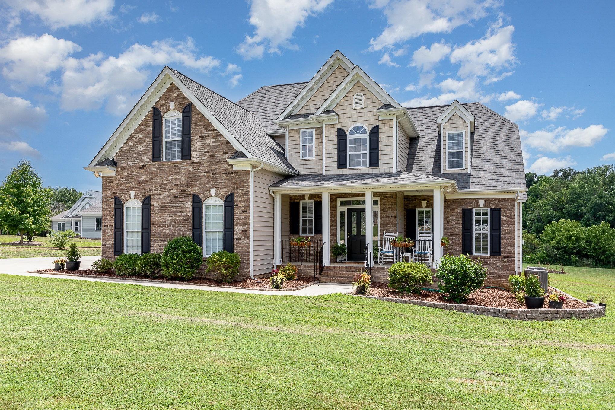 2925 Sweetgrass Lane