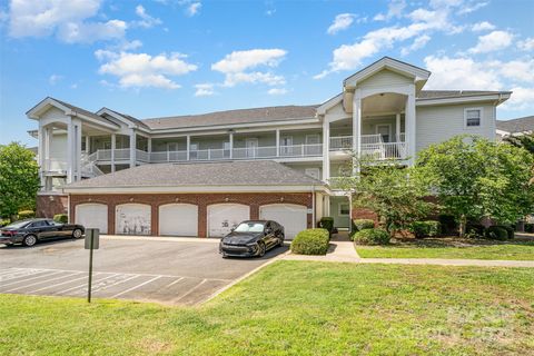 8969 Meadow Vista Road Charlotte NC 28213