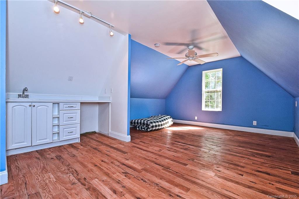 Tega Cay - Residential