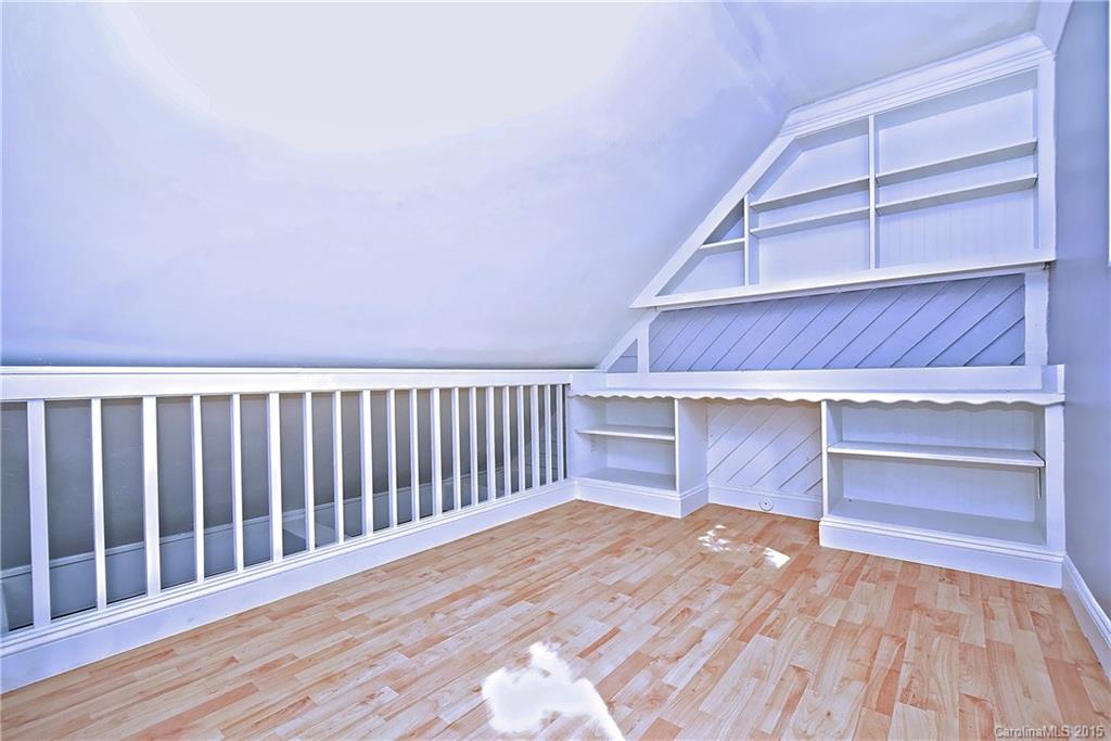 Tega Cay - Residential