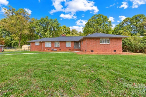 Photo of 1920 Marlwood Circle, Charlotte, NC 28227 (MLS # 4436529)