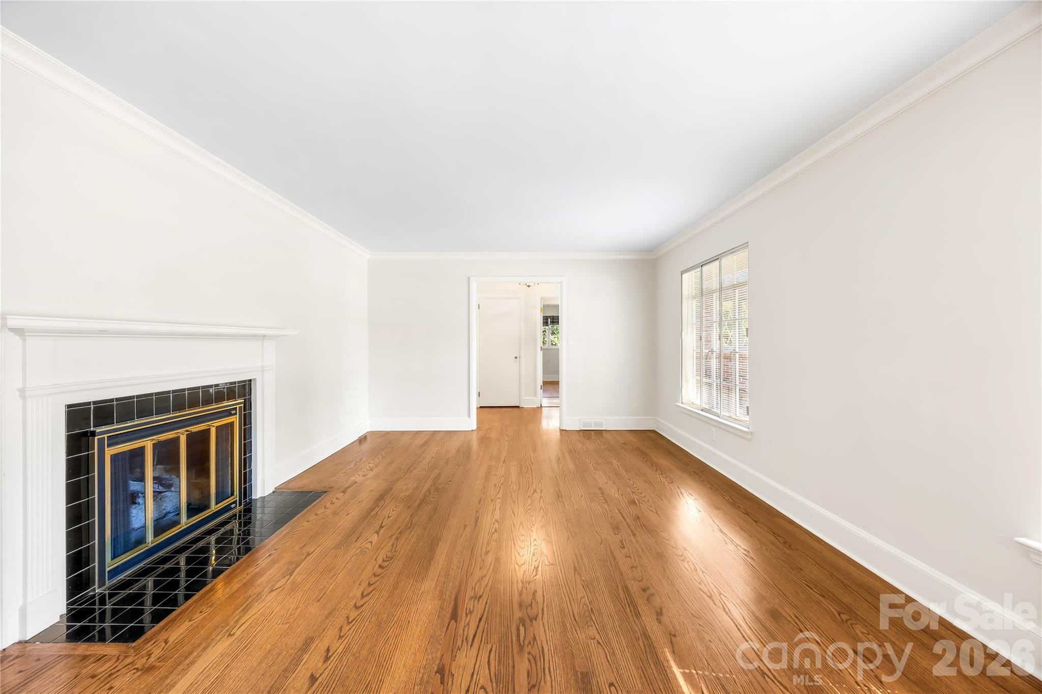 1920 Marlwood Circle