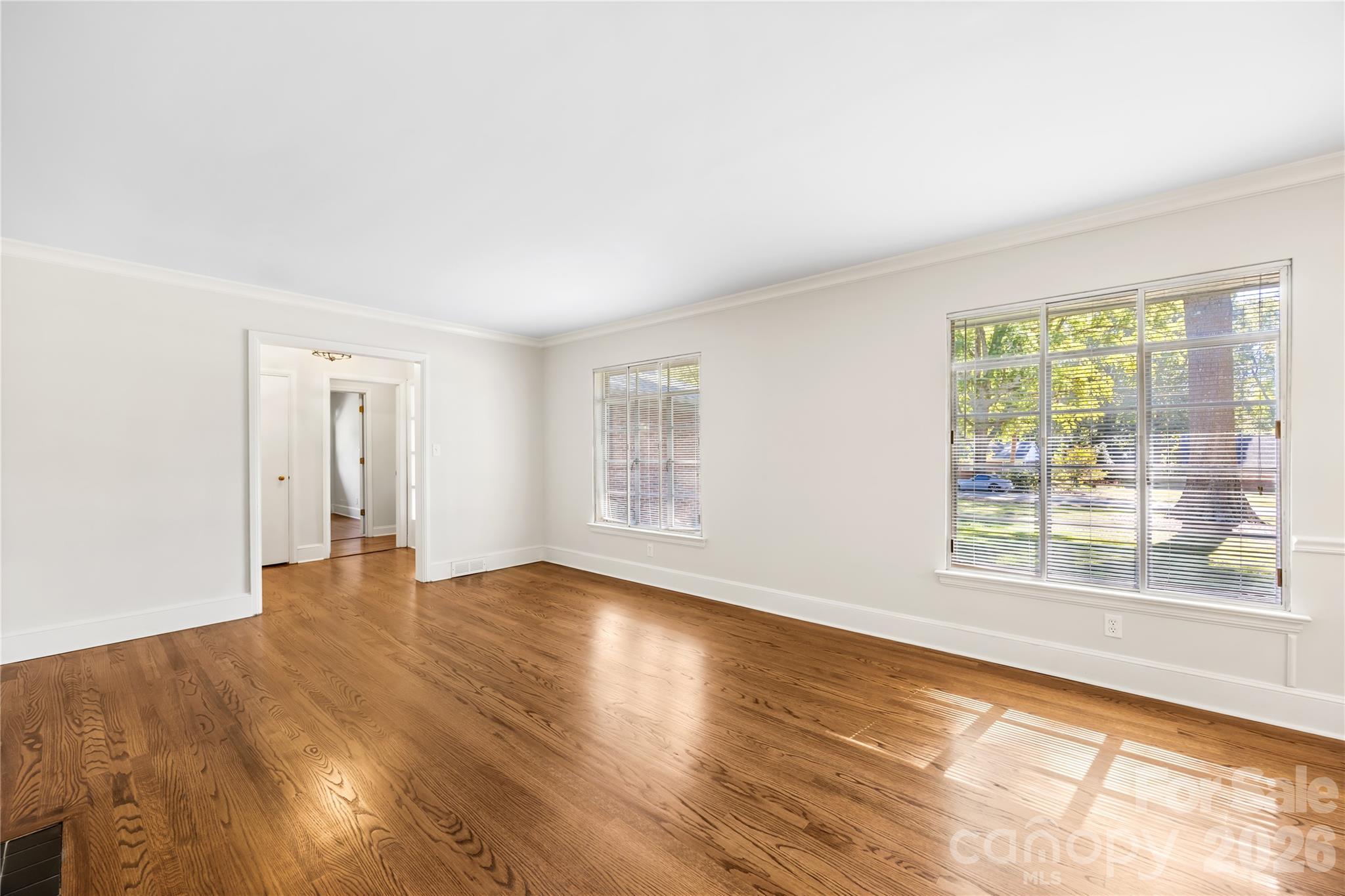 1920 Marlwood Circle