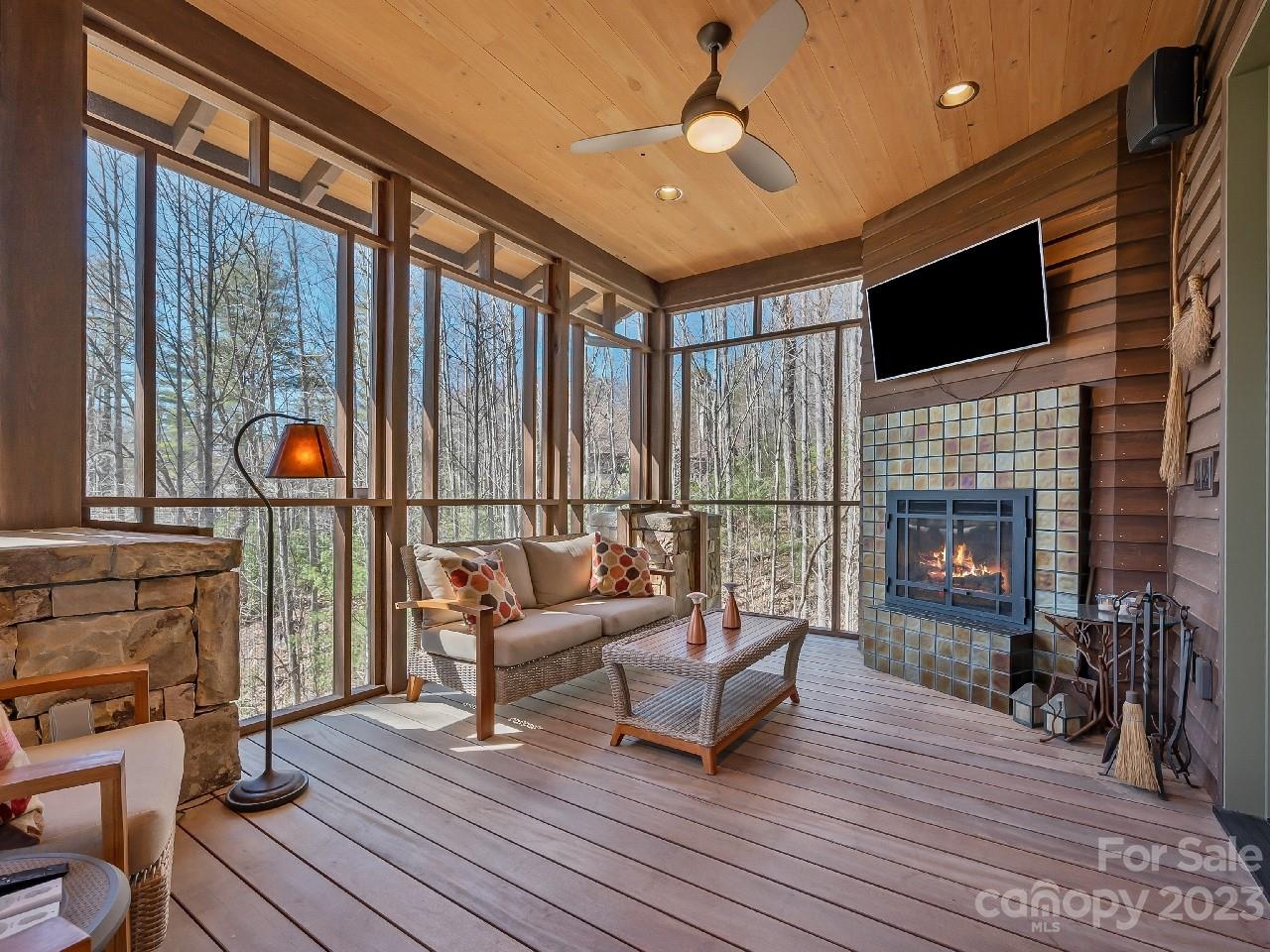 Champion Hills - Residential