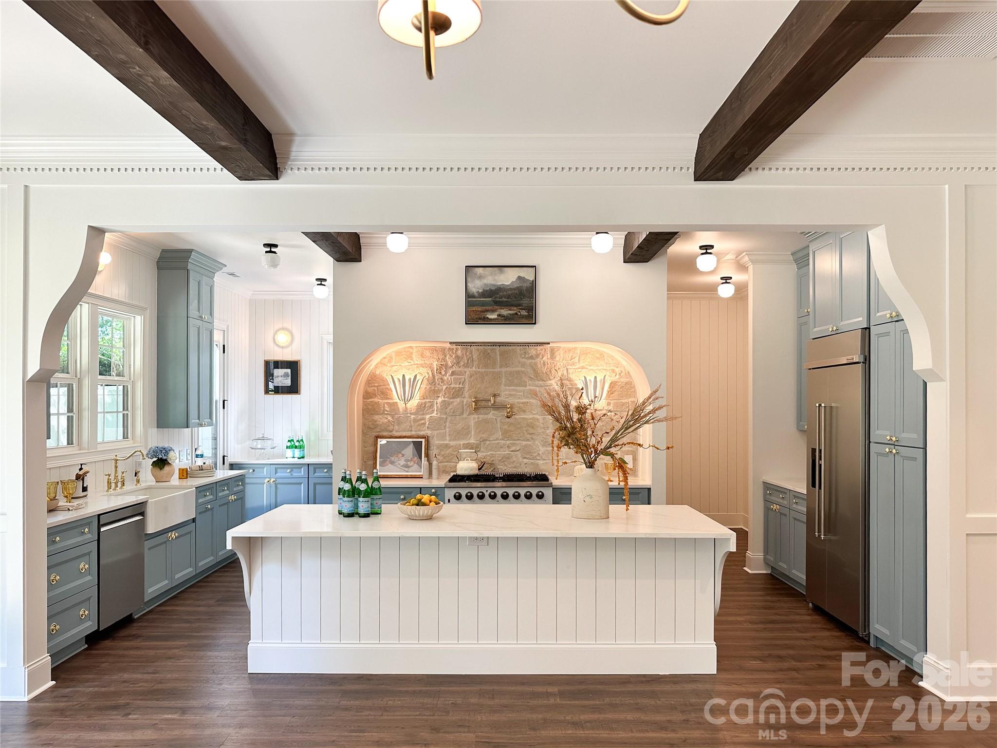 3421 Zelda Lane