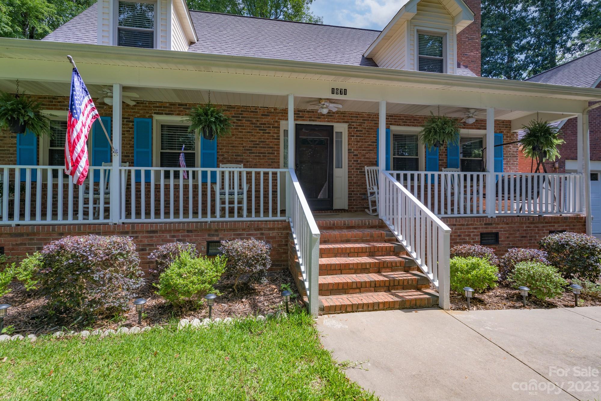 Hickory Hills - Residential