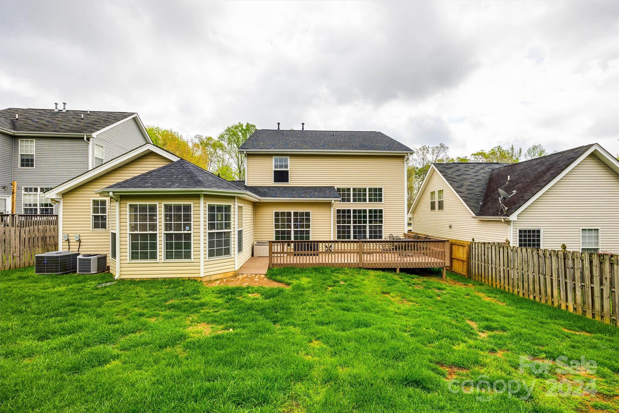 Carrington Ridge - Residential