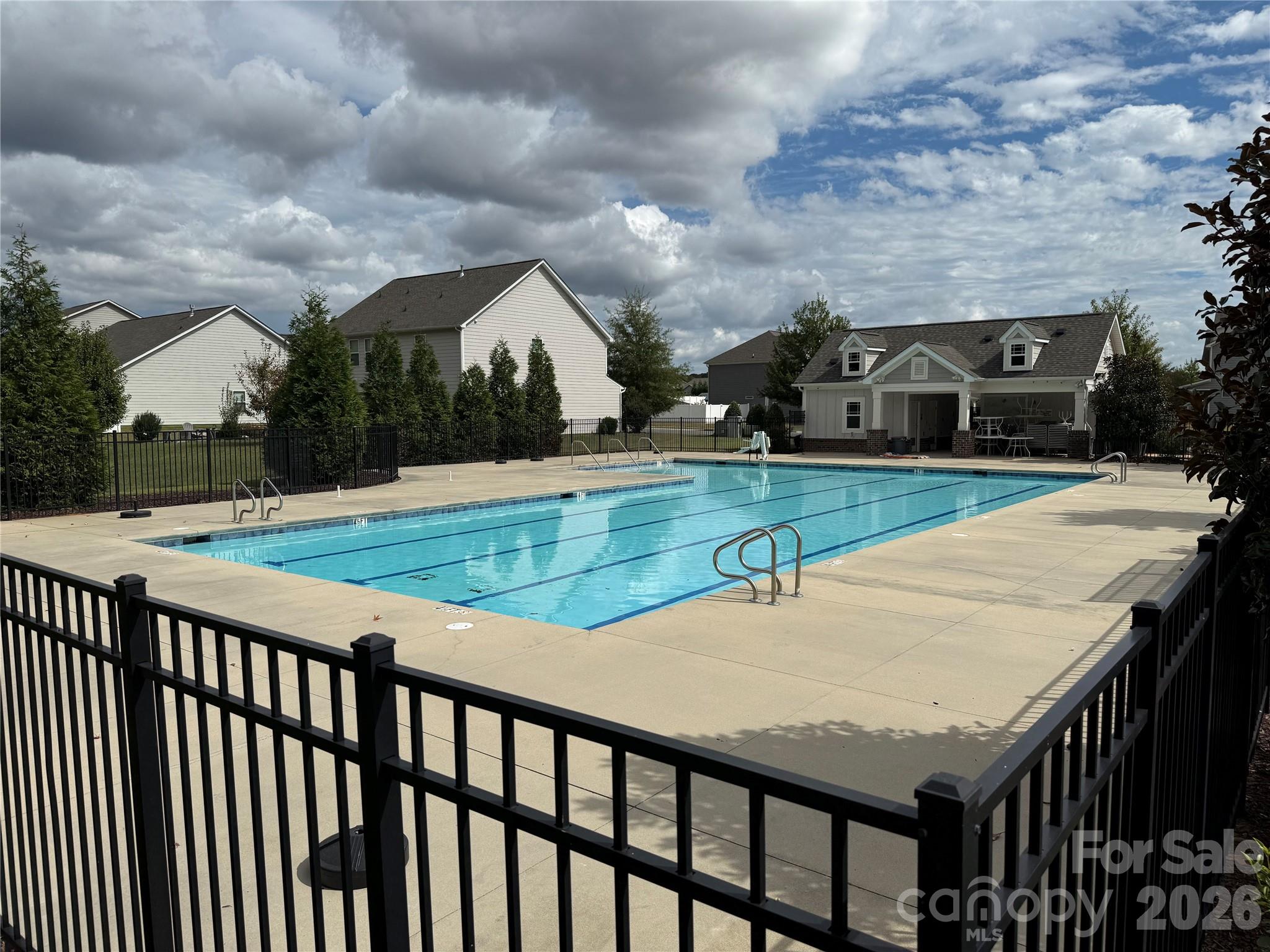 The Highlands at Greenbrier - Residential