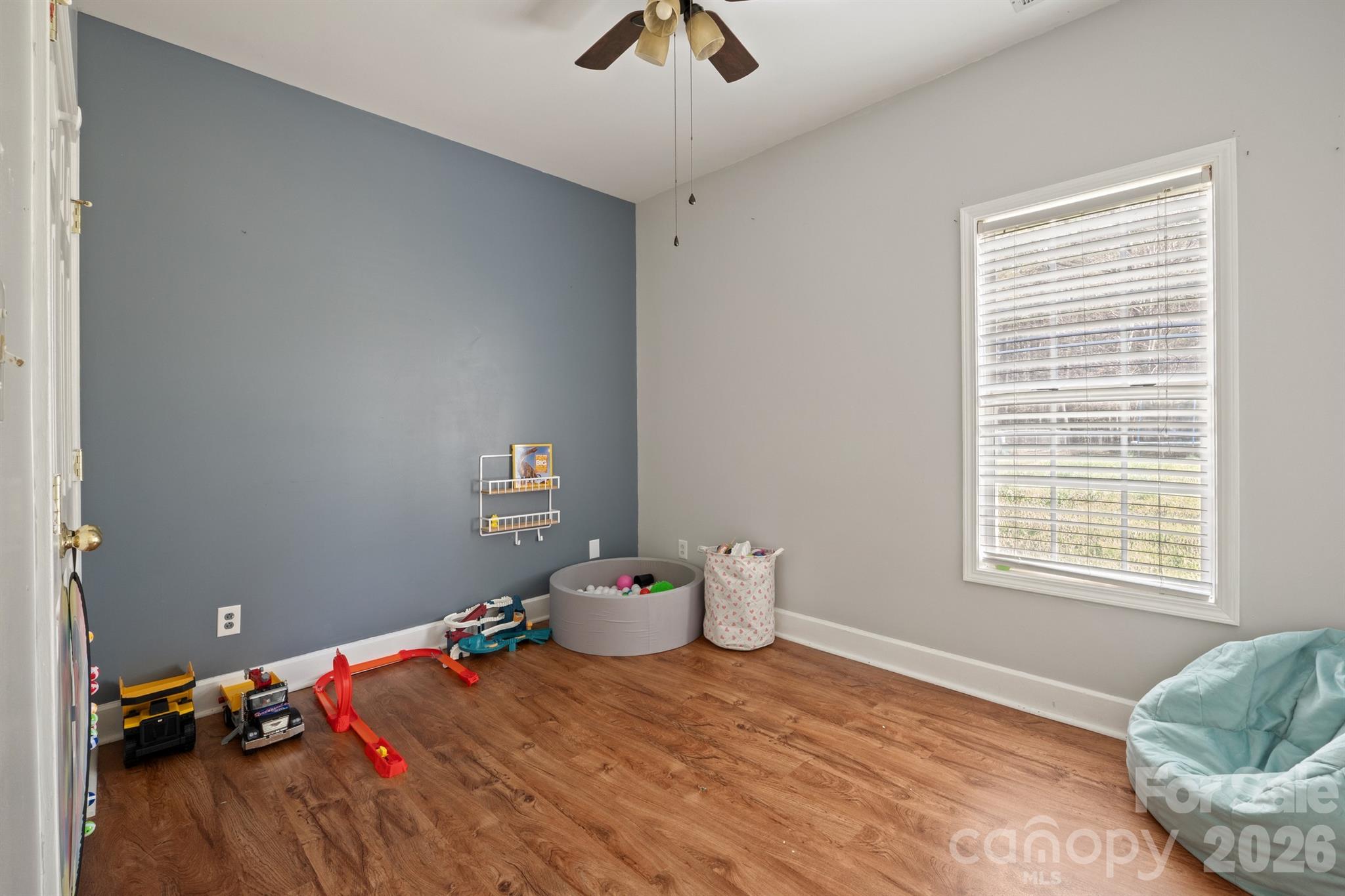 Summer Ridge - Residential