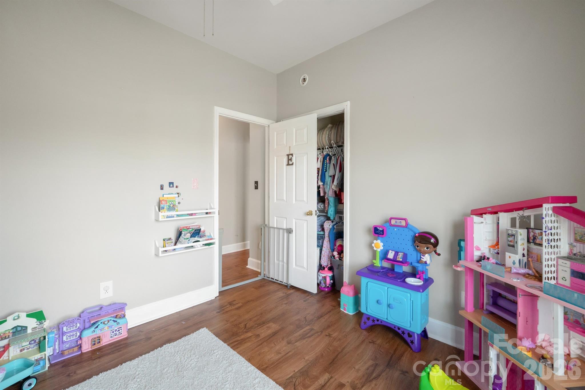 Summer Ridge - Residential