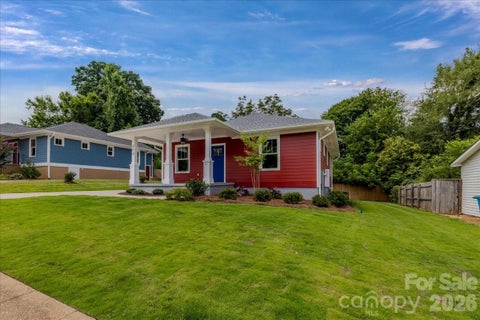 Photo of 404 Williamson Street, Fort Mill, SC 29715 (MLS # 4396428)