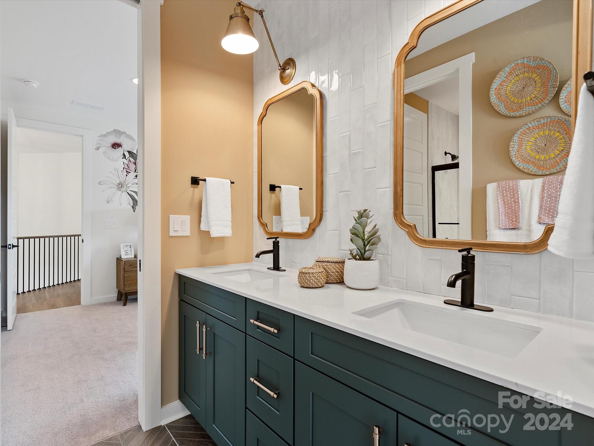 The Vineyards on Lake Wylie - Residential