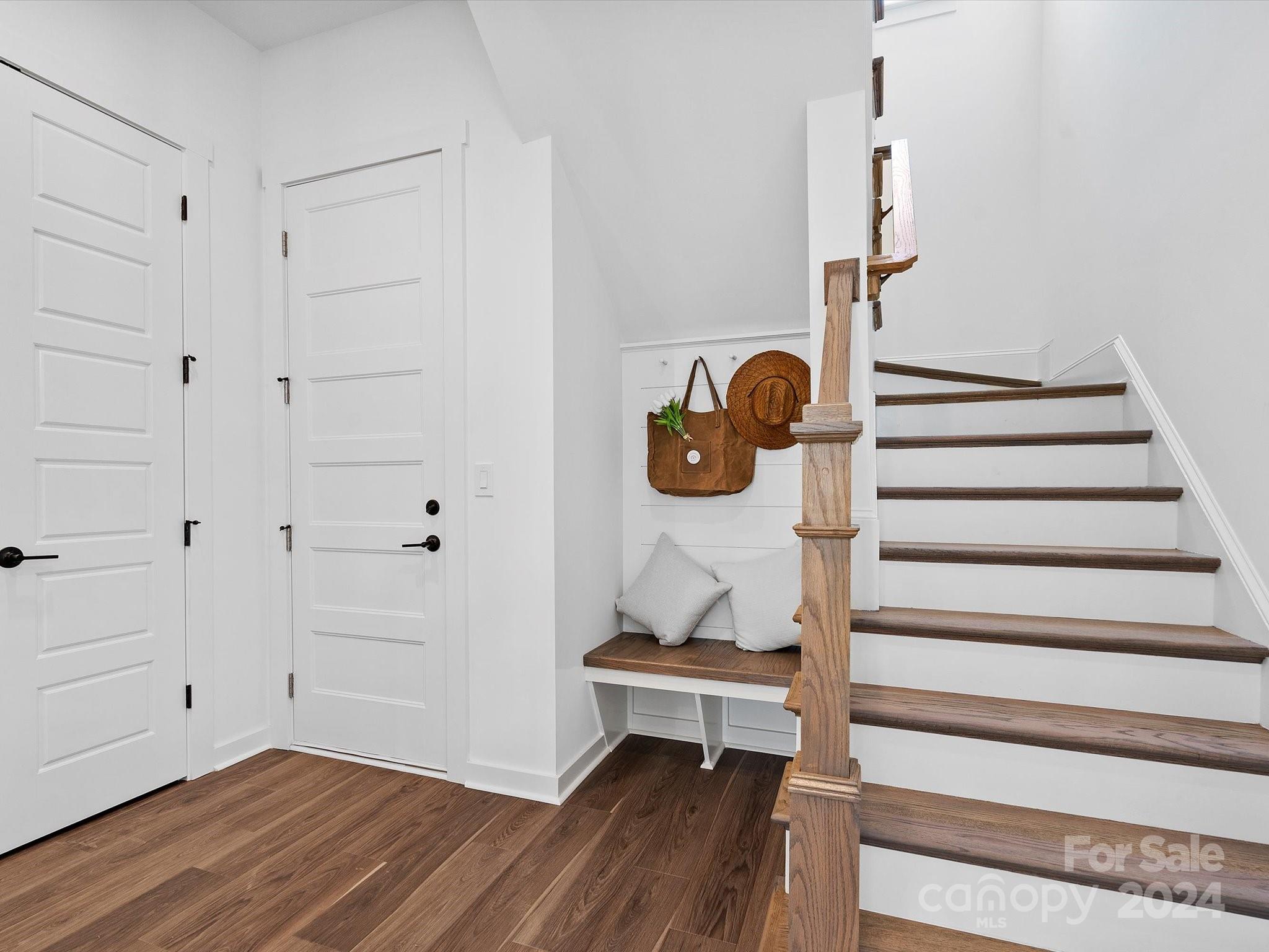 The Vineyards on Lake Wylie - Residential