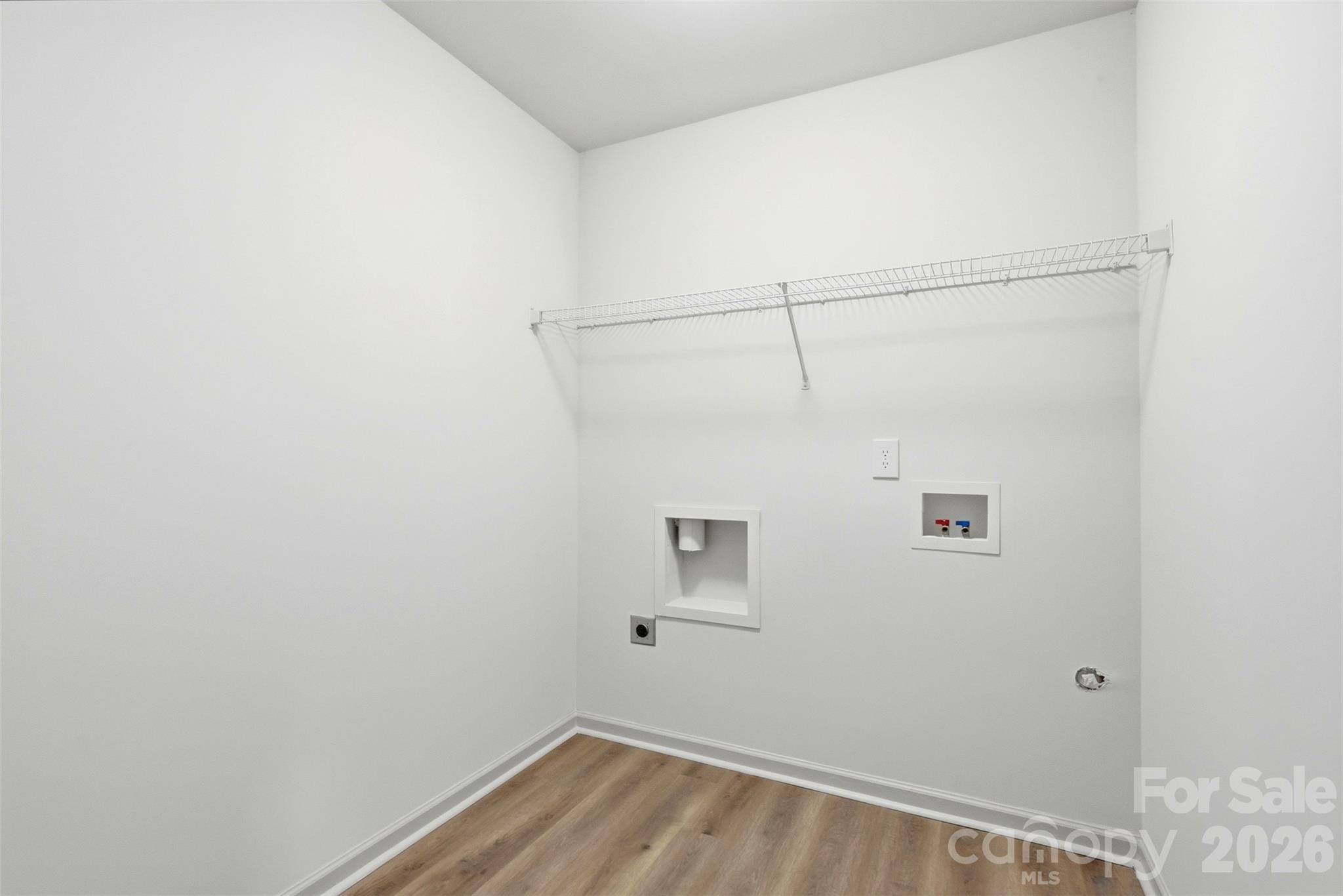 Hammond Lake - Residential