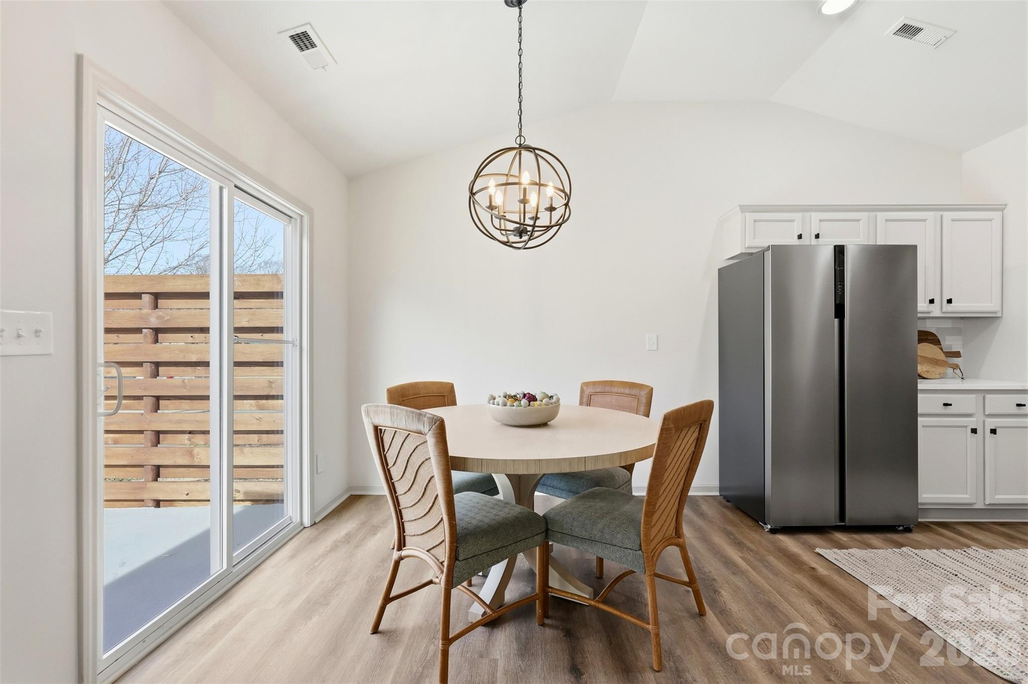 Hammond Lake - Residential