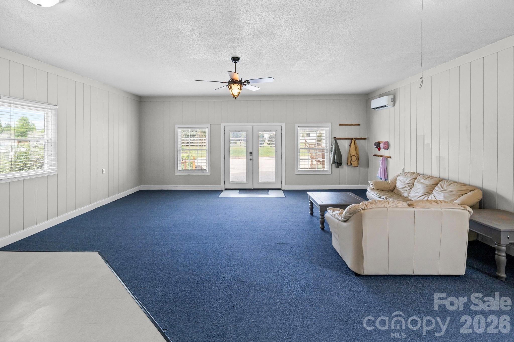 Cameron Acres - Residential