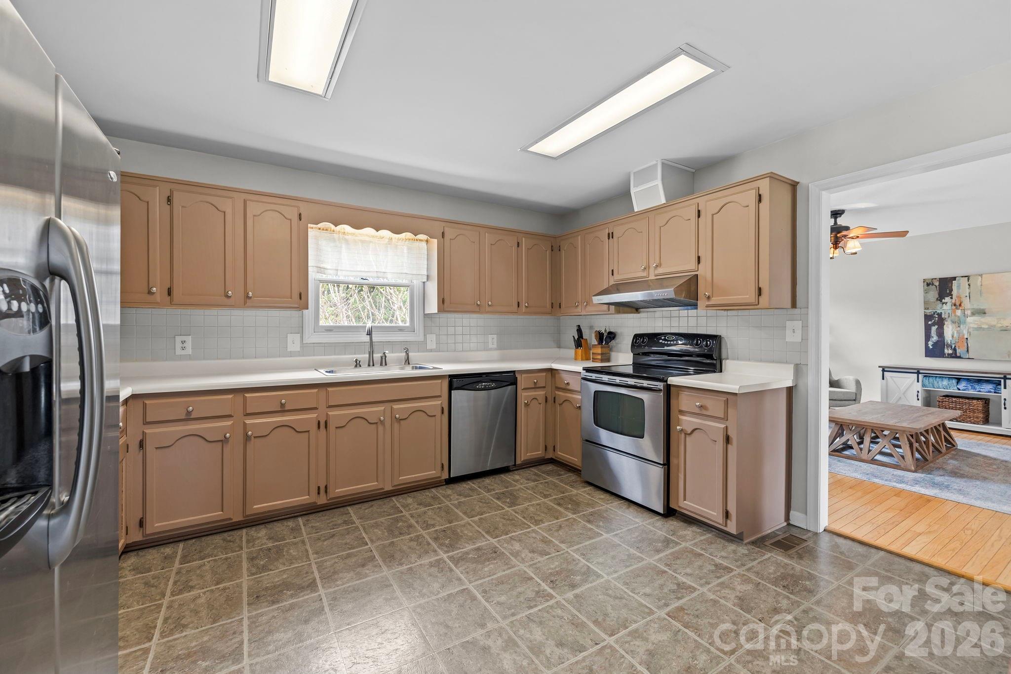 Cameron Acres - Residential