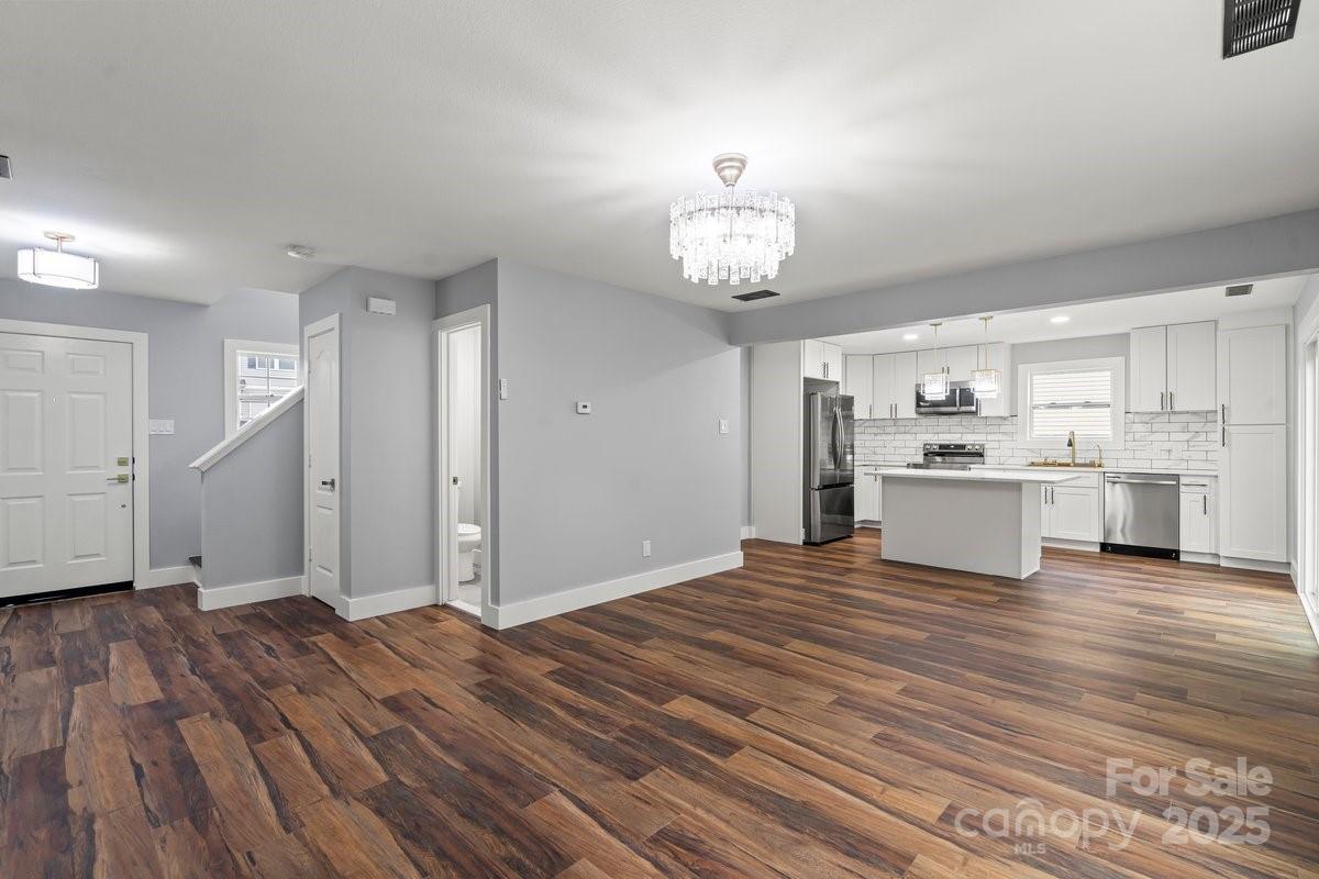 3124 Pikes Peak Drive