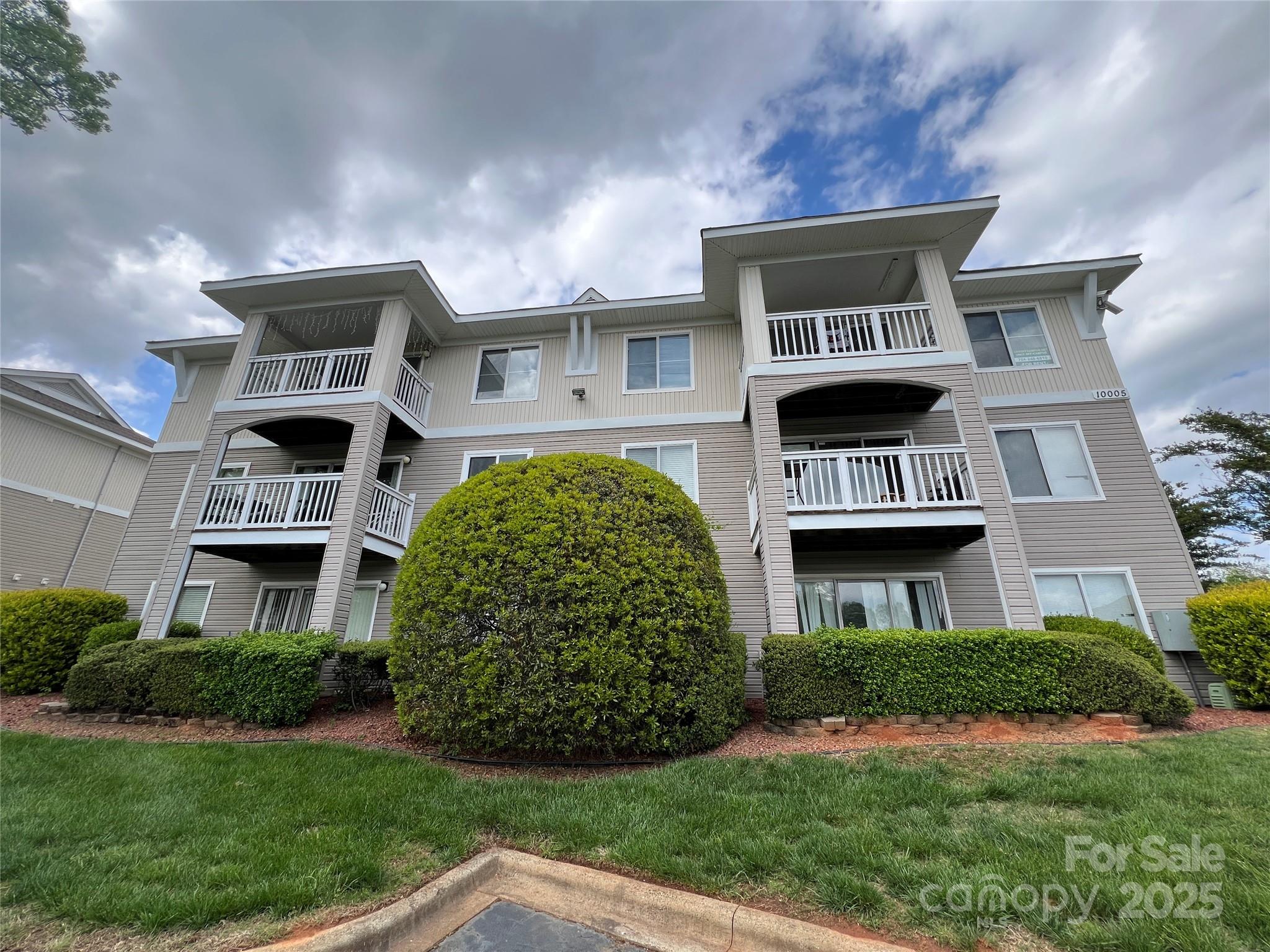 10005 Graduate Lane