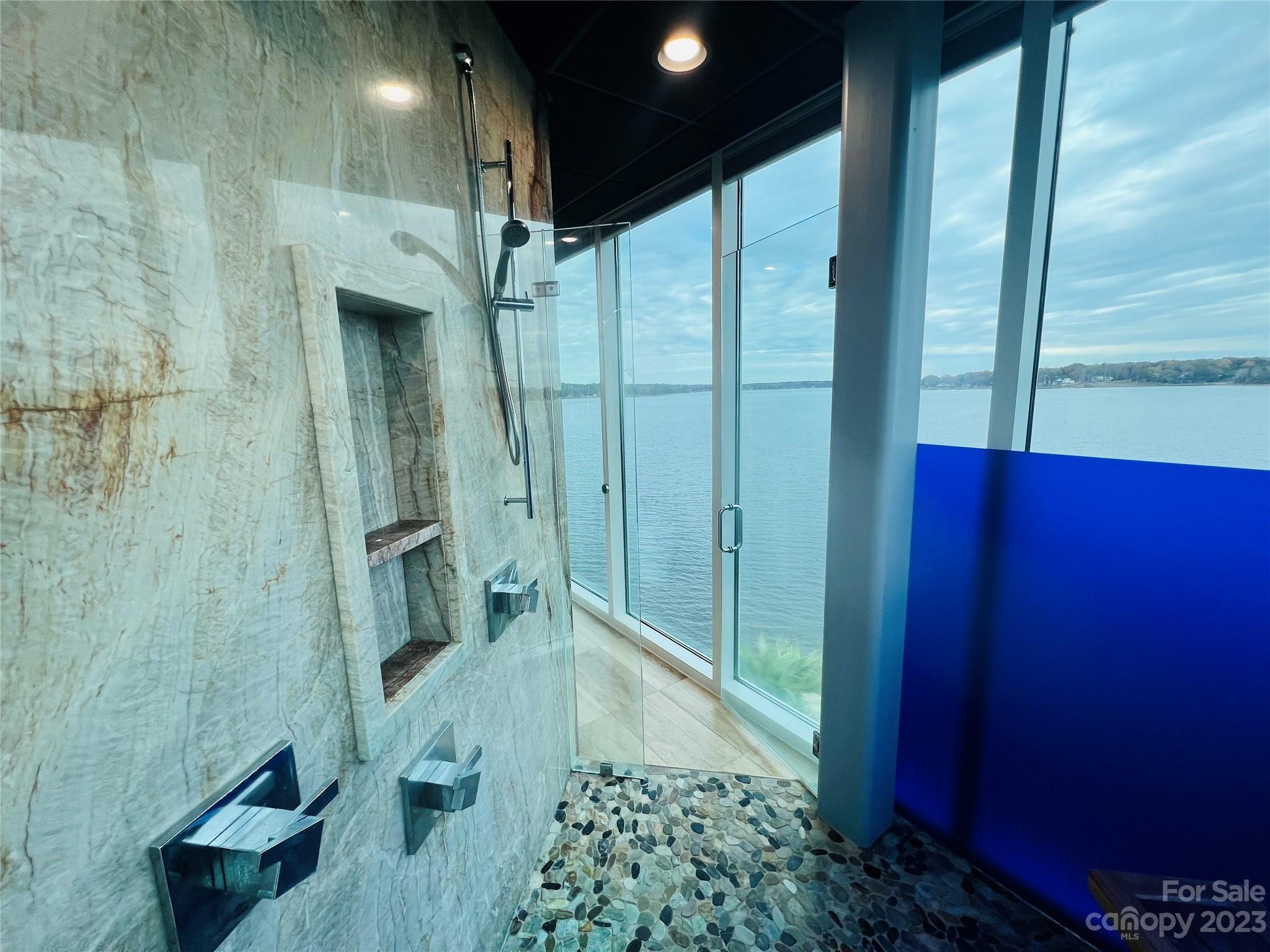 Kiser Island - Residential