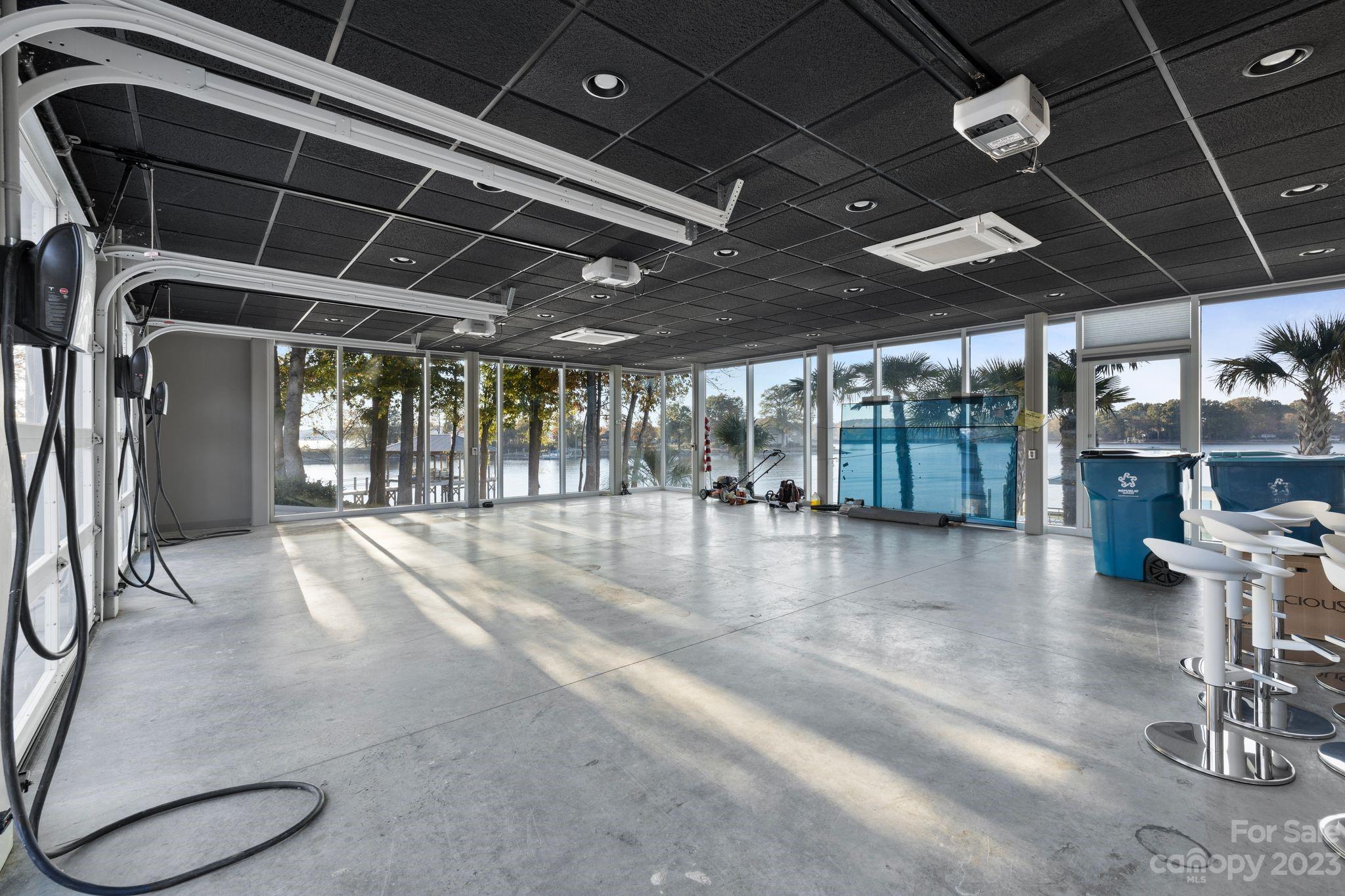 Kiser Island - Residential