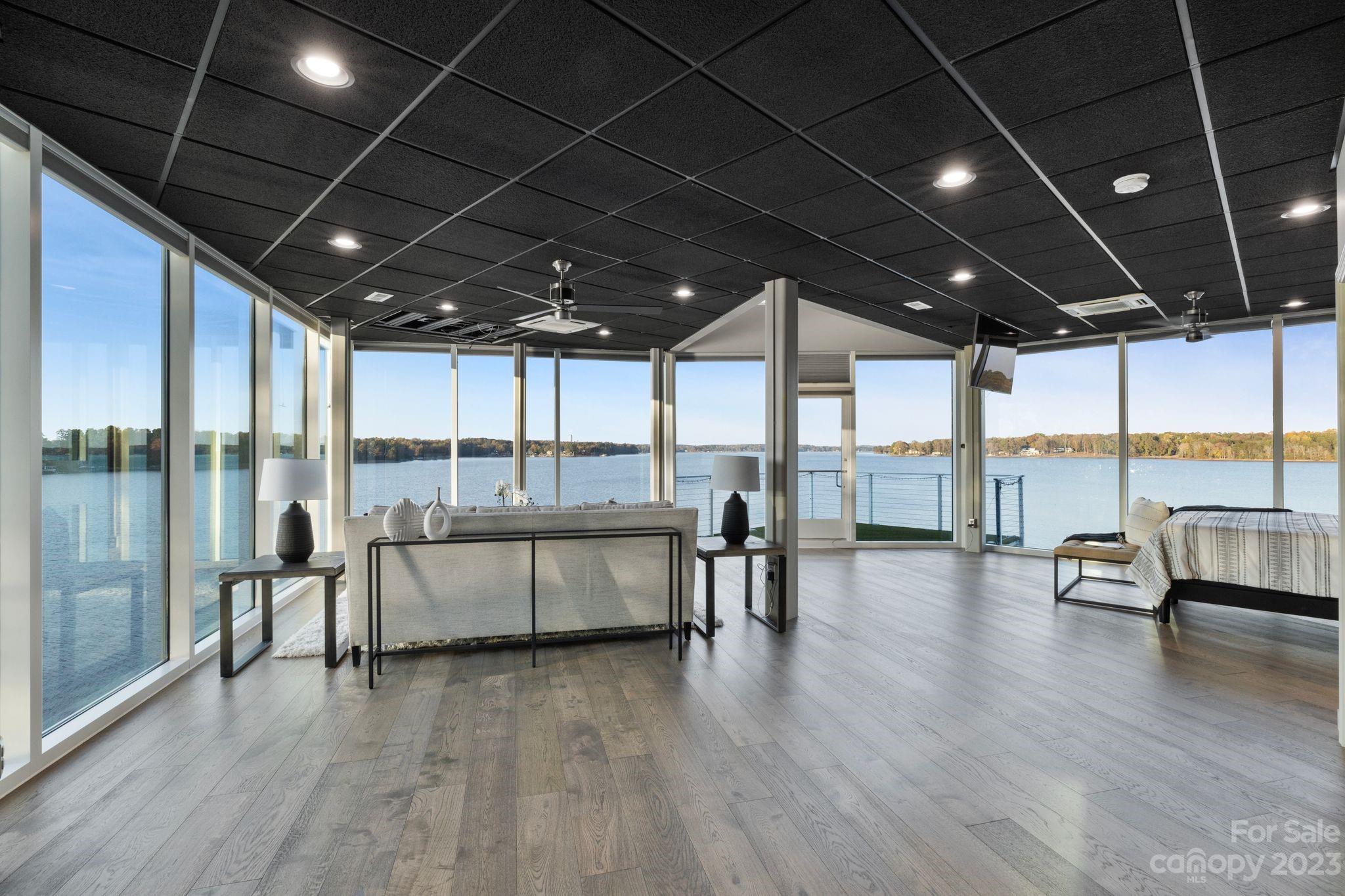 Kiser Island - Residential