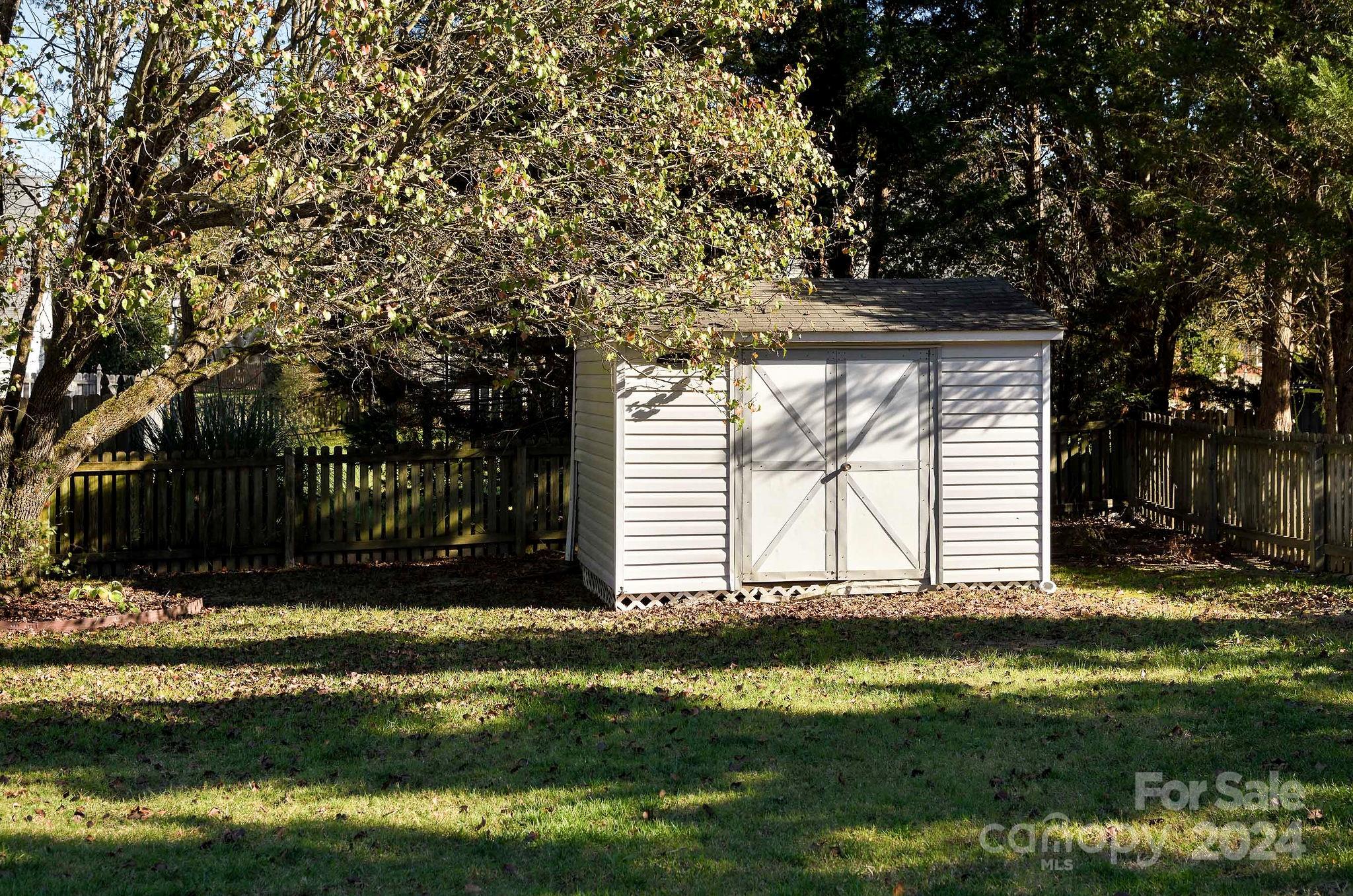 Sherwood Forest - Residential