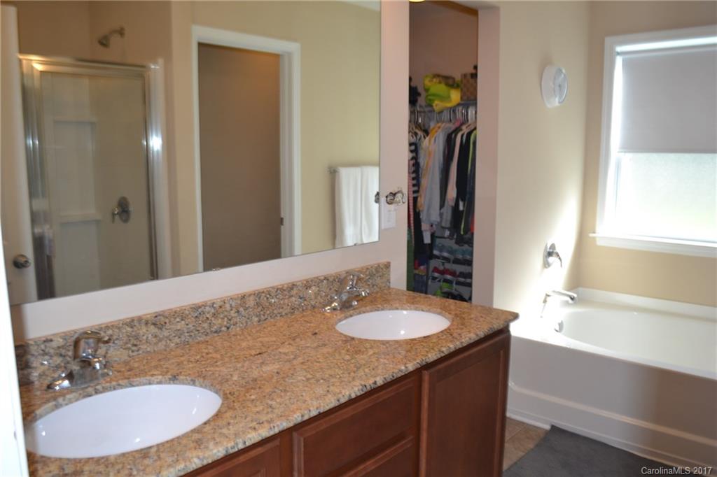 The Pointe at St Andrews - Residential