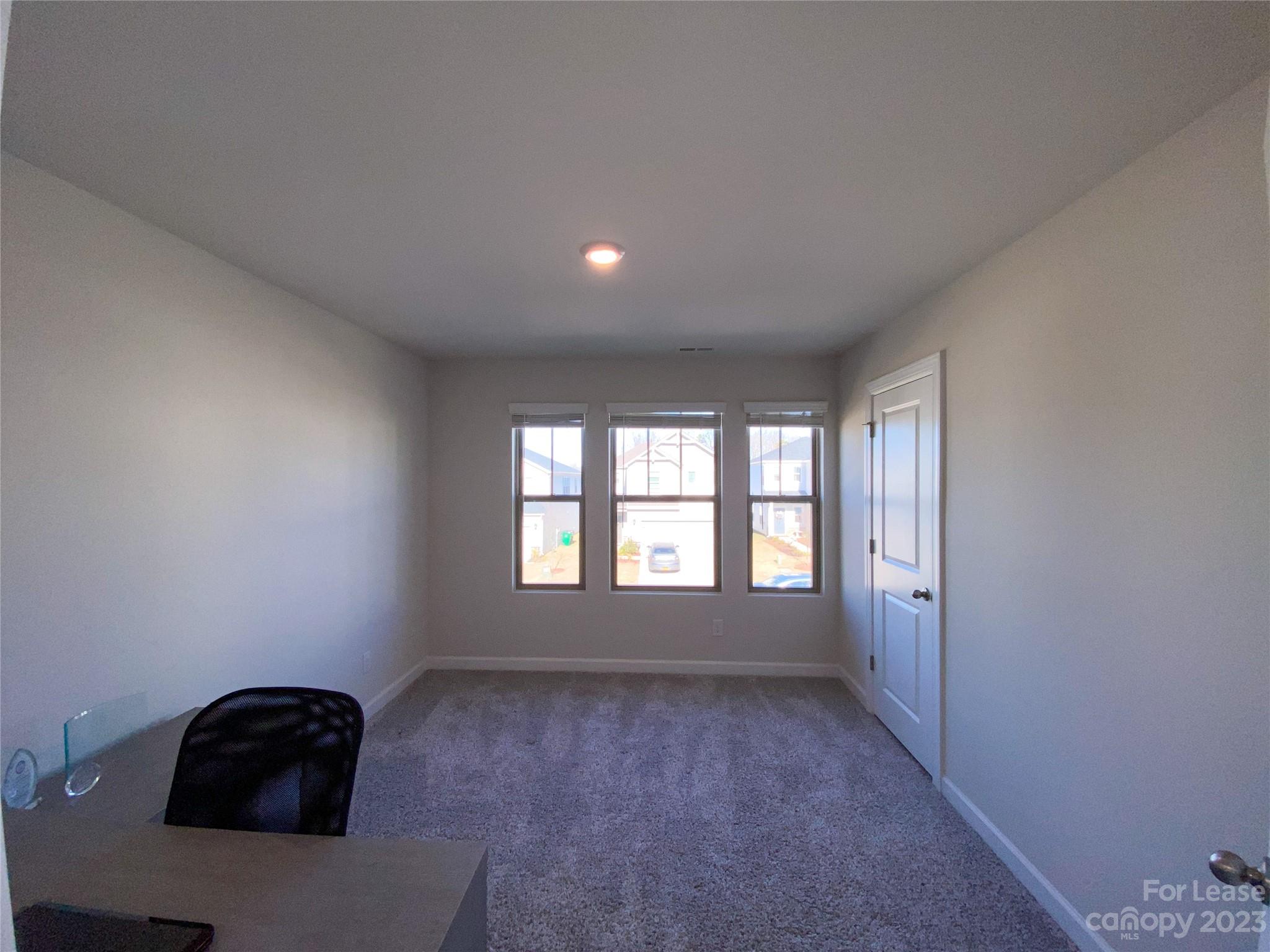 Larkhaven Hills - Residential Lease