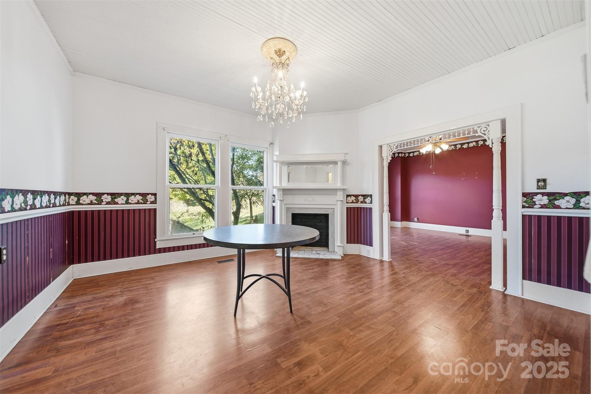 105 2nd Avenue SW