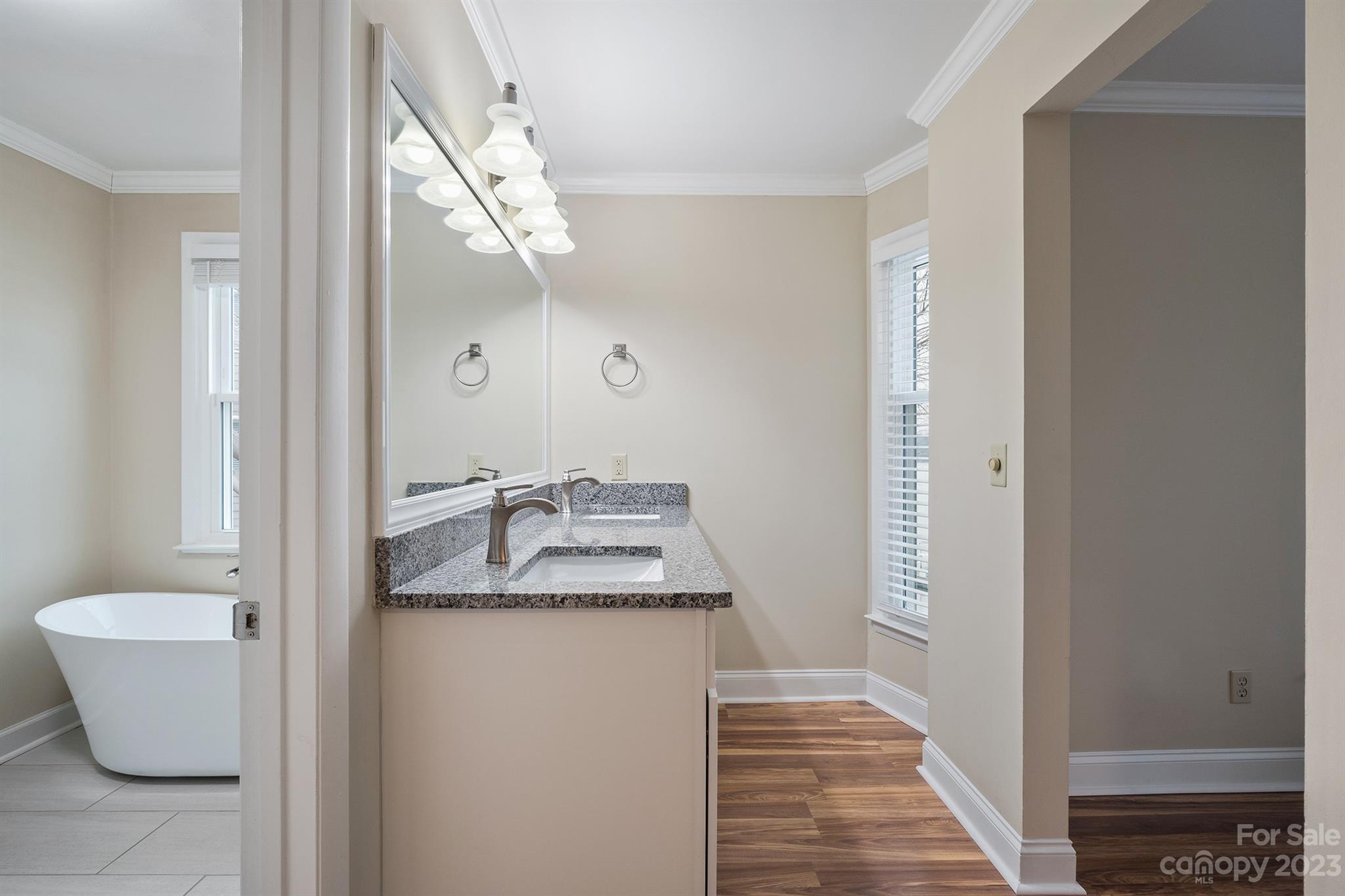 Emerald Point - Residential