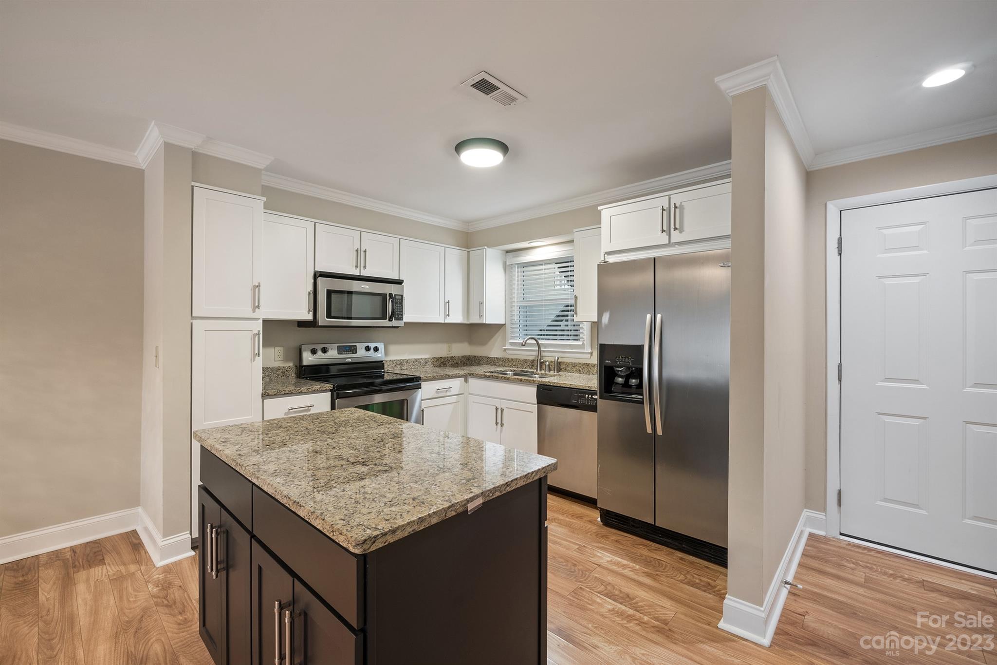 Emerald Point - Residential