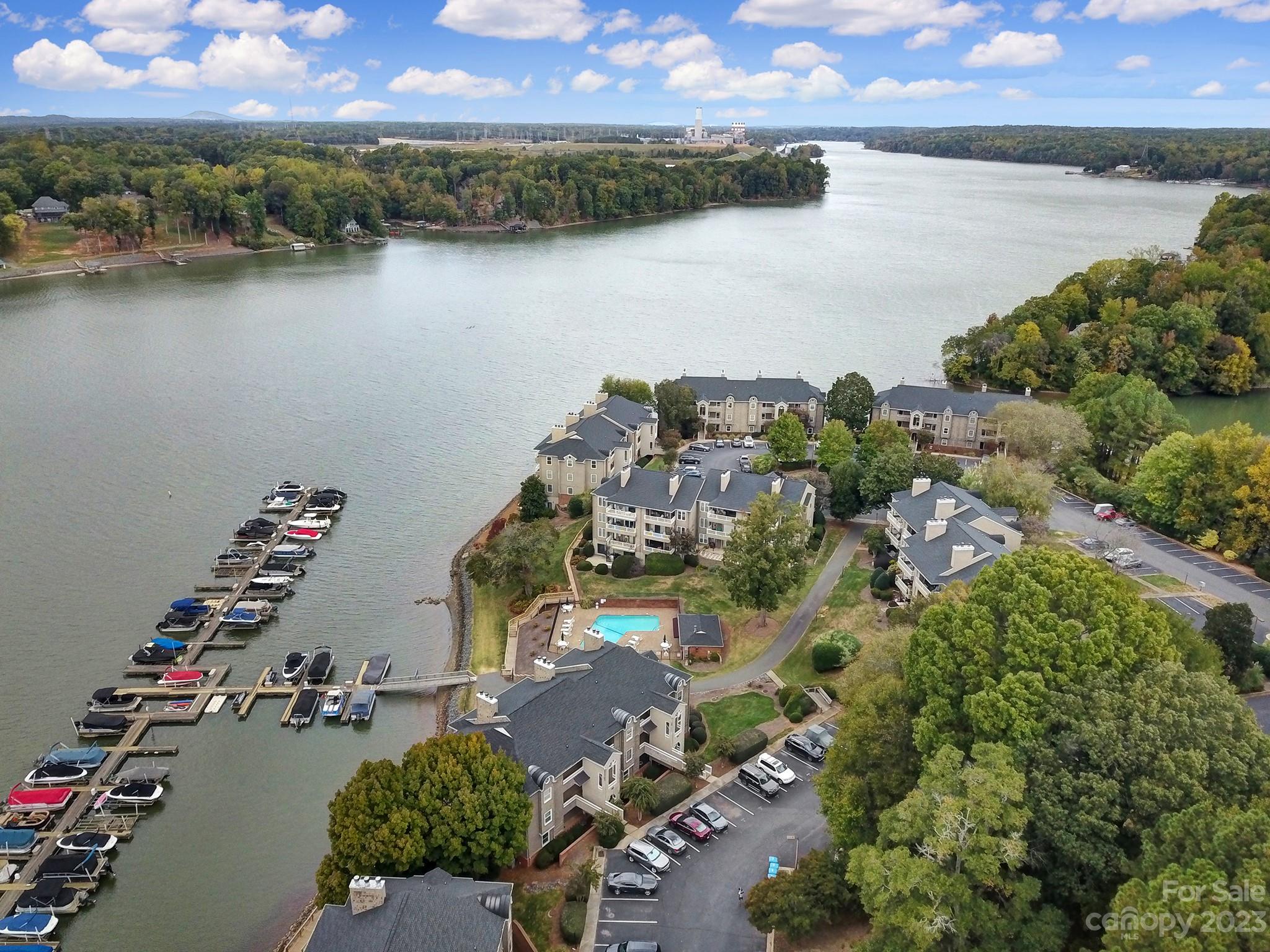 Emerald Point - Residential