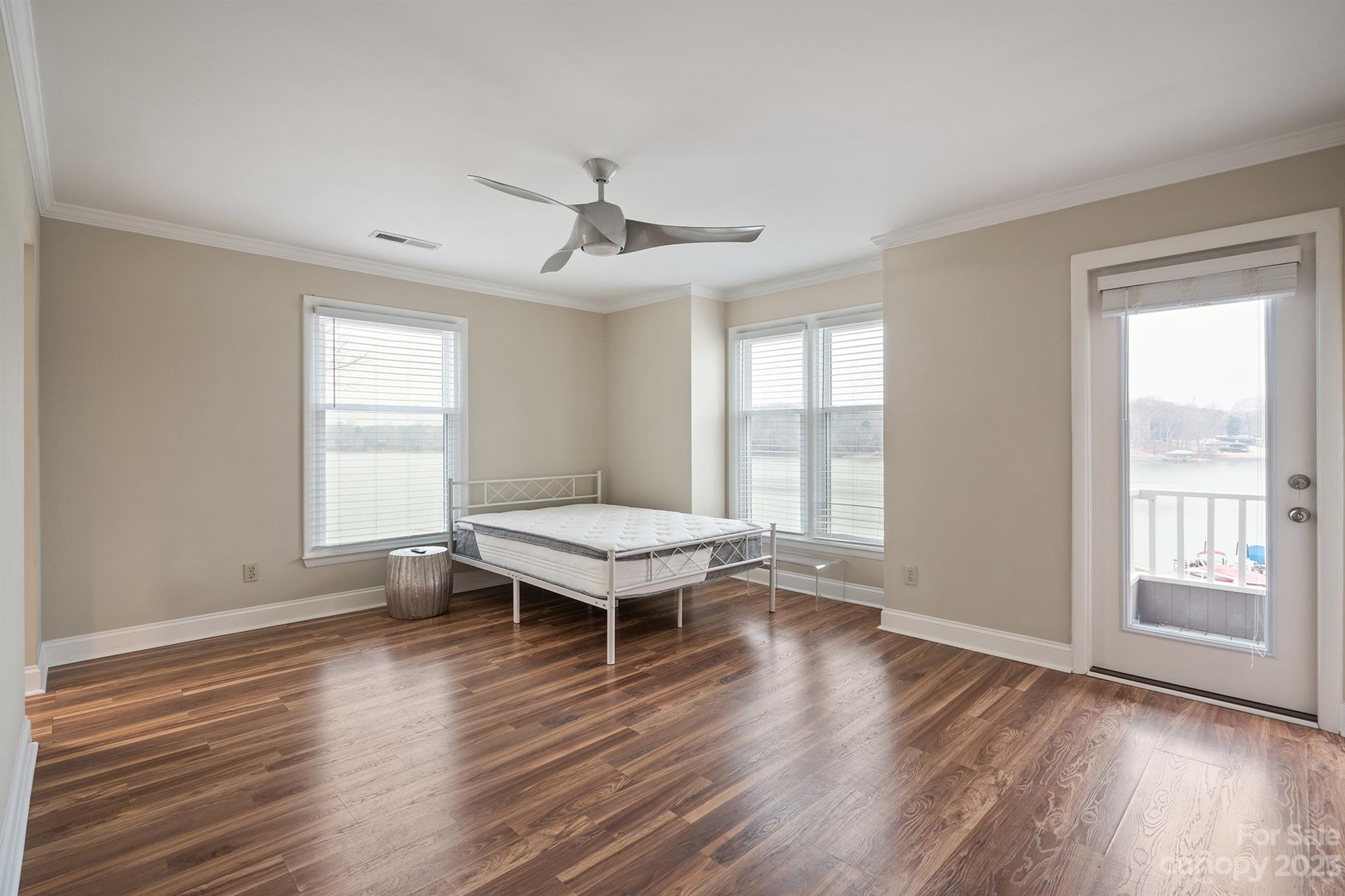 Emerald Point - Residential