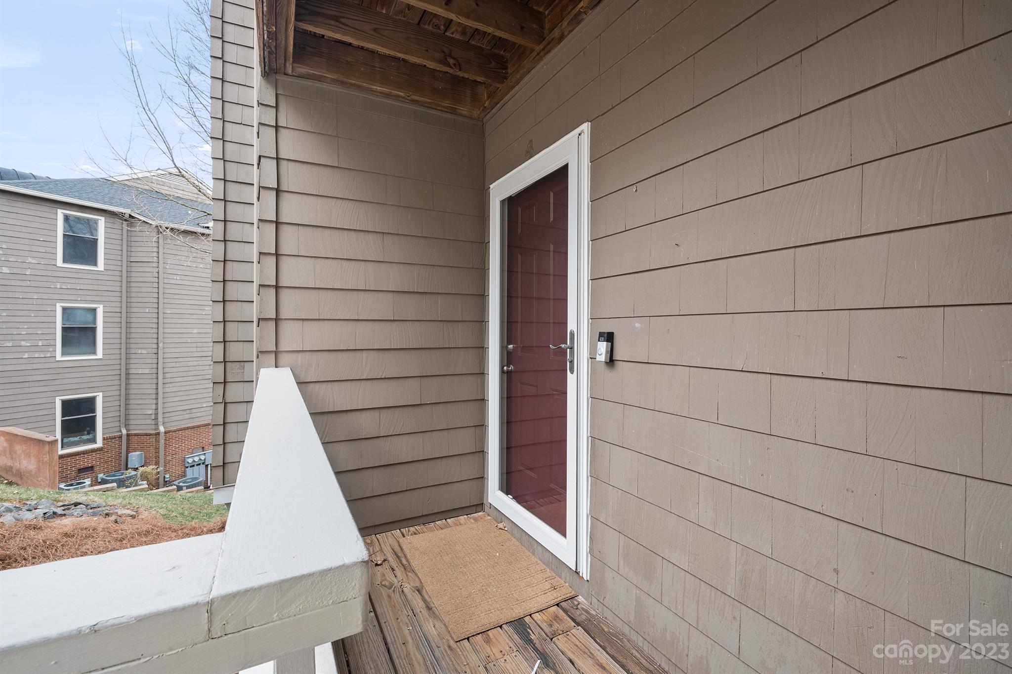 Emerald Point - Residential