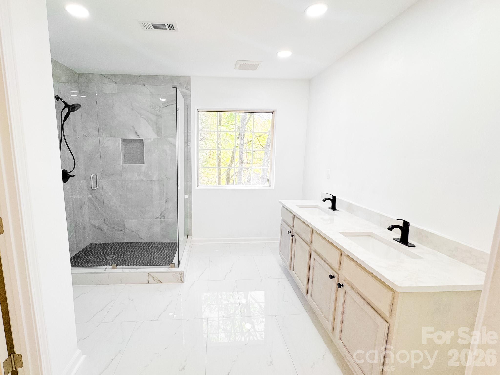 Clearbrook - Residential