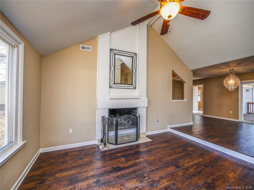 Wood Hollow - Residential