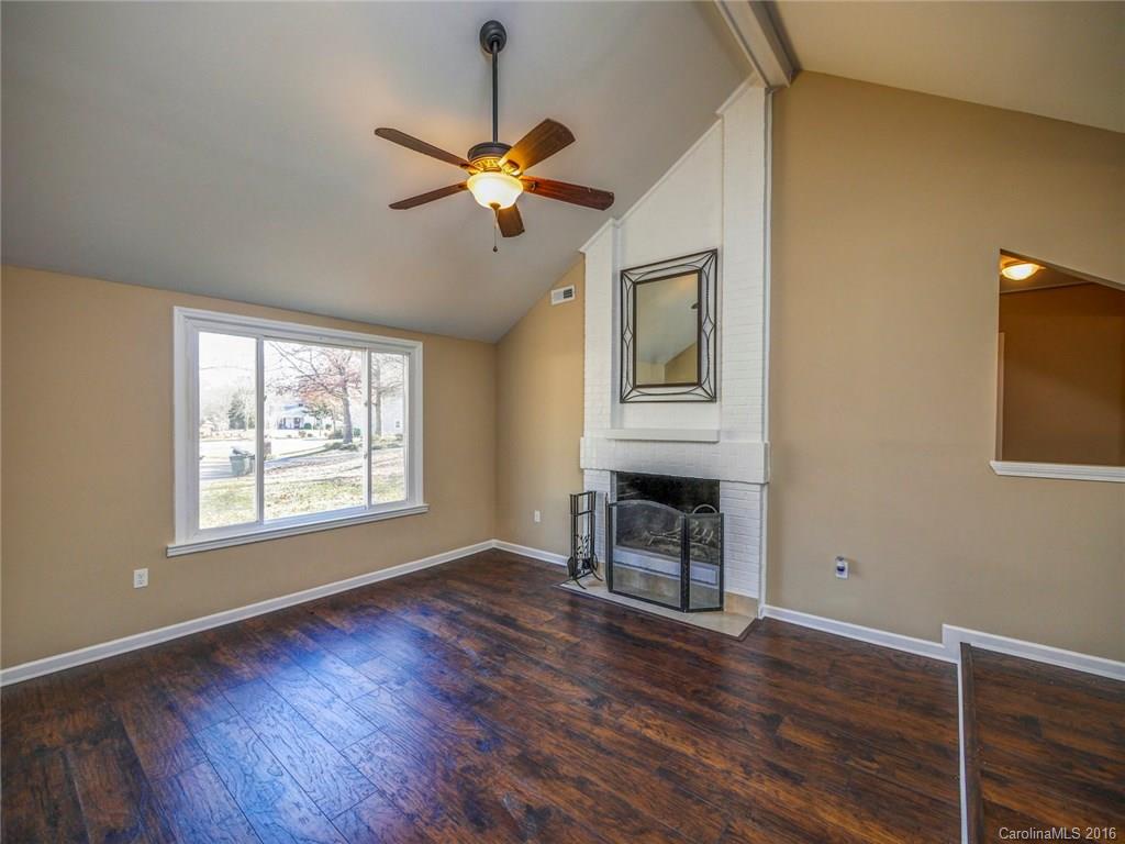 Wood Hollow - Residential