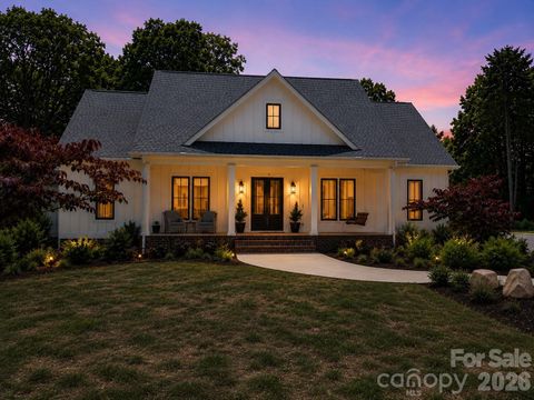 Photo of 137 Channel Court, New London, NC 28127 (MLS # 4382802)