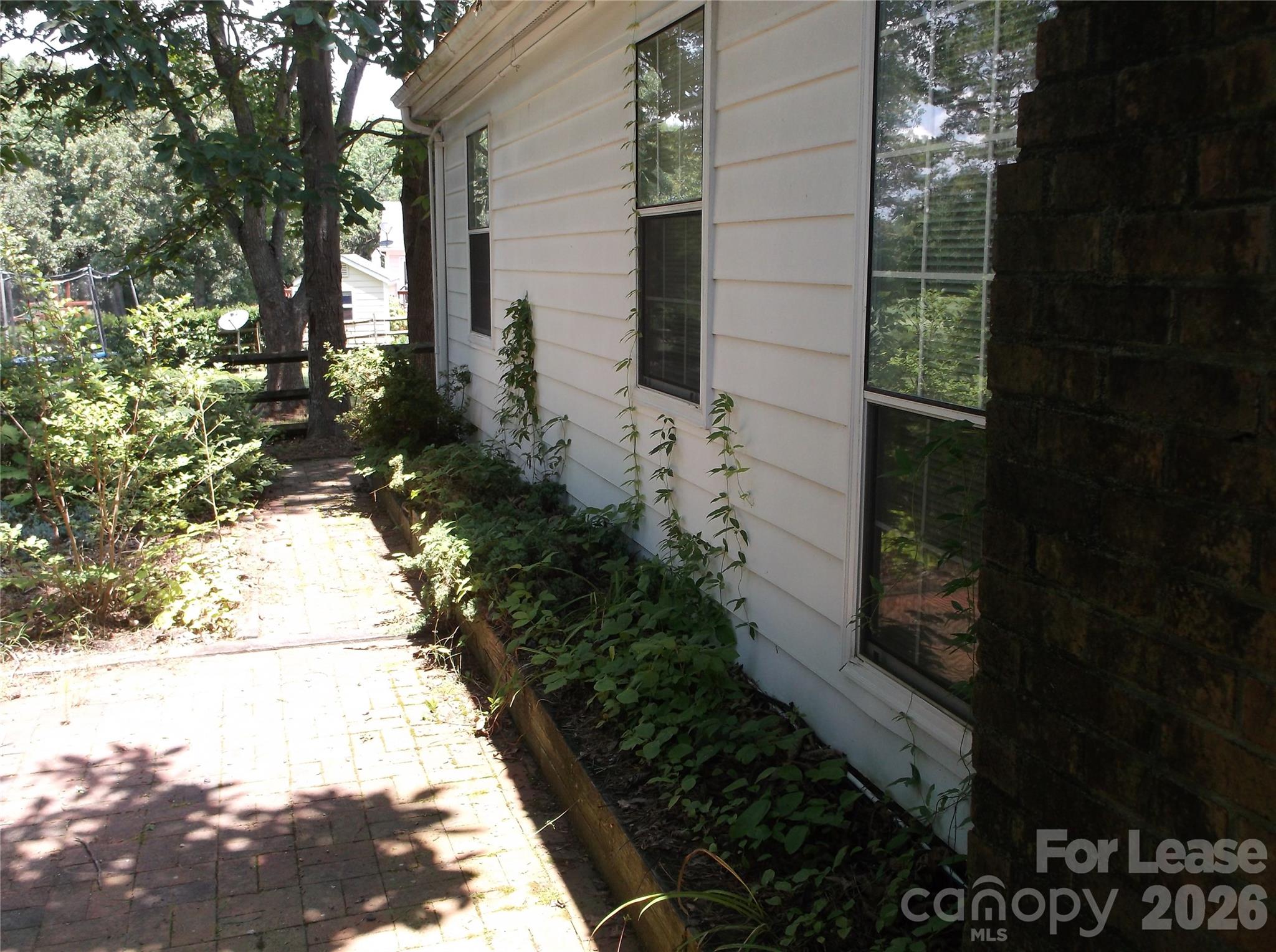 Raintree - Residential Lease