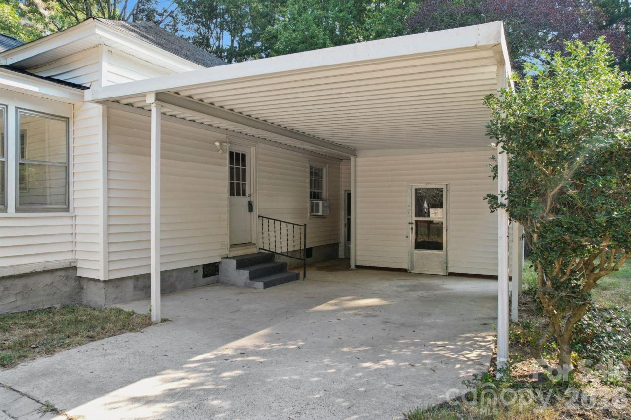 614 Hasty Street