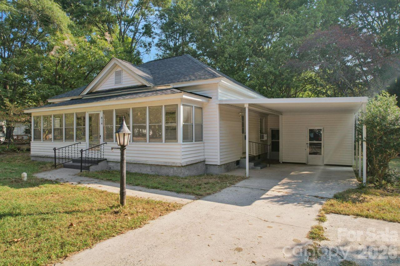 614 Hasty Street