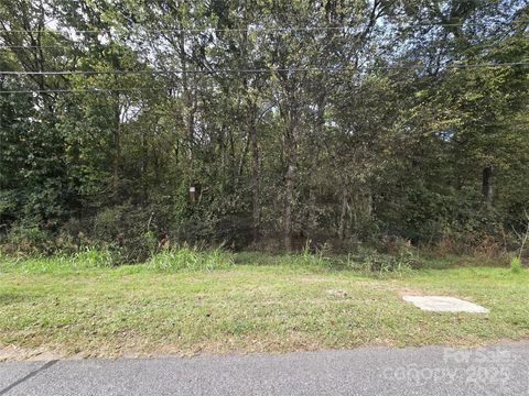 Photo of 3174 Farmwood Boulevard SW #154, Concord, NC 28027 (MLS # 4304962) Photo of 3174 Farmwood Boulevard SW #154, Concord, NC 28027 (MLS # 4304962)