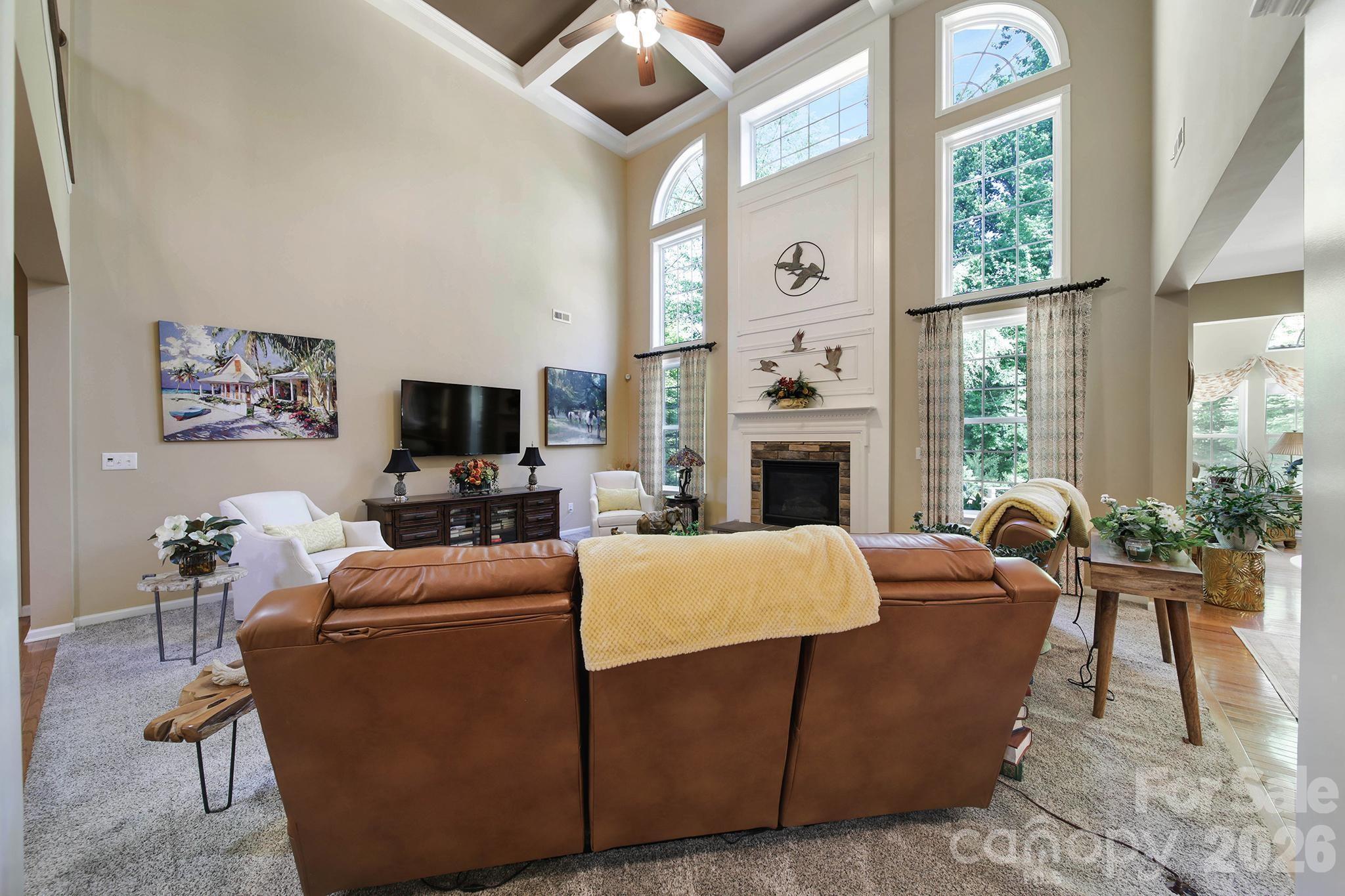 Lakepoint - Residential