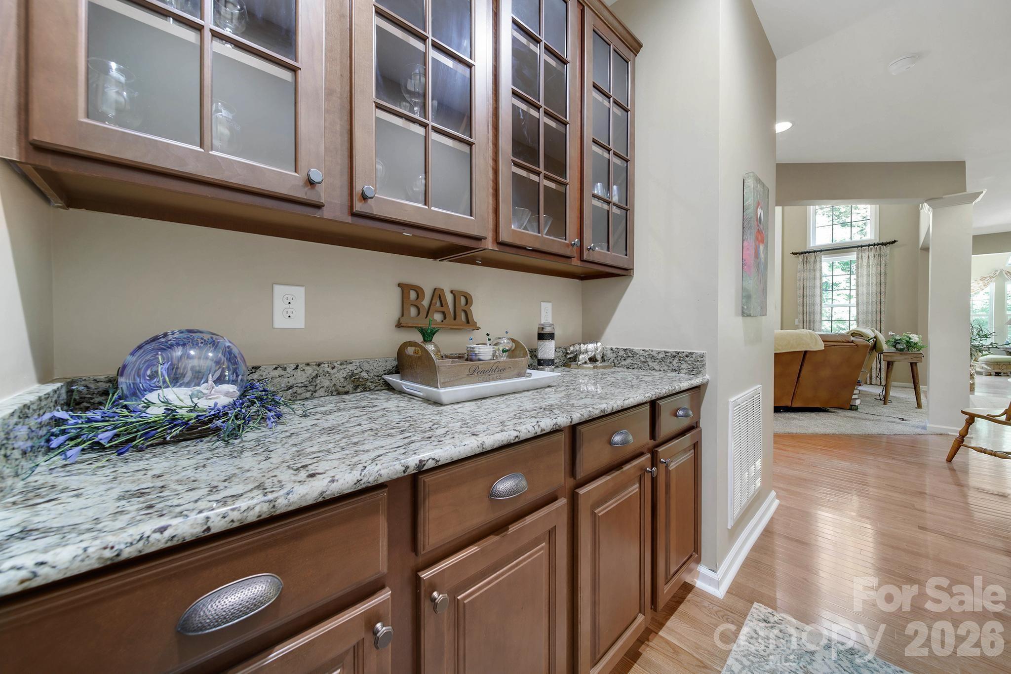 Lakepoint - Residential