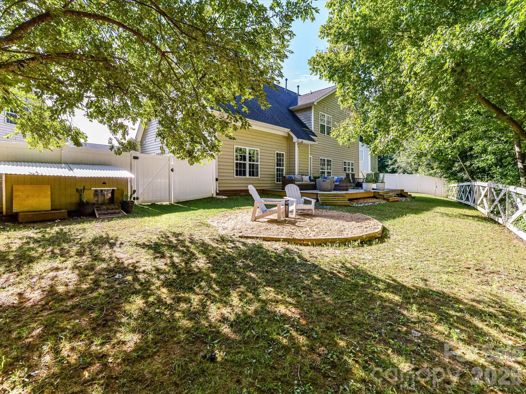150 W Cavendish Drive
