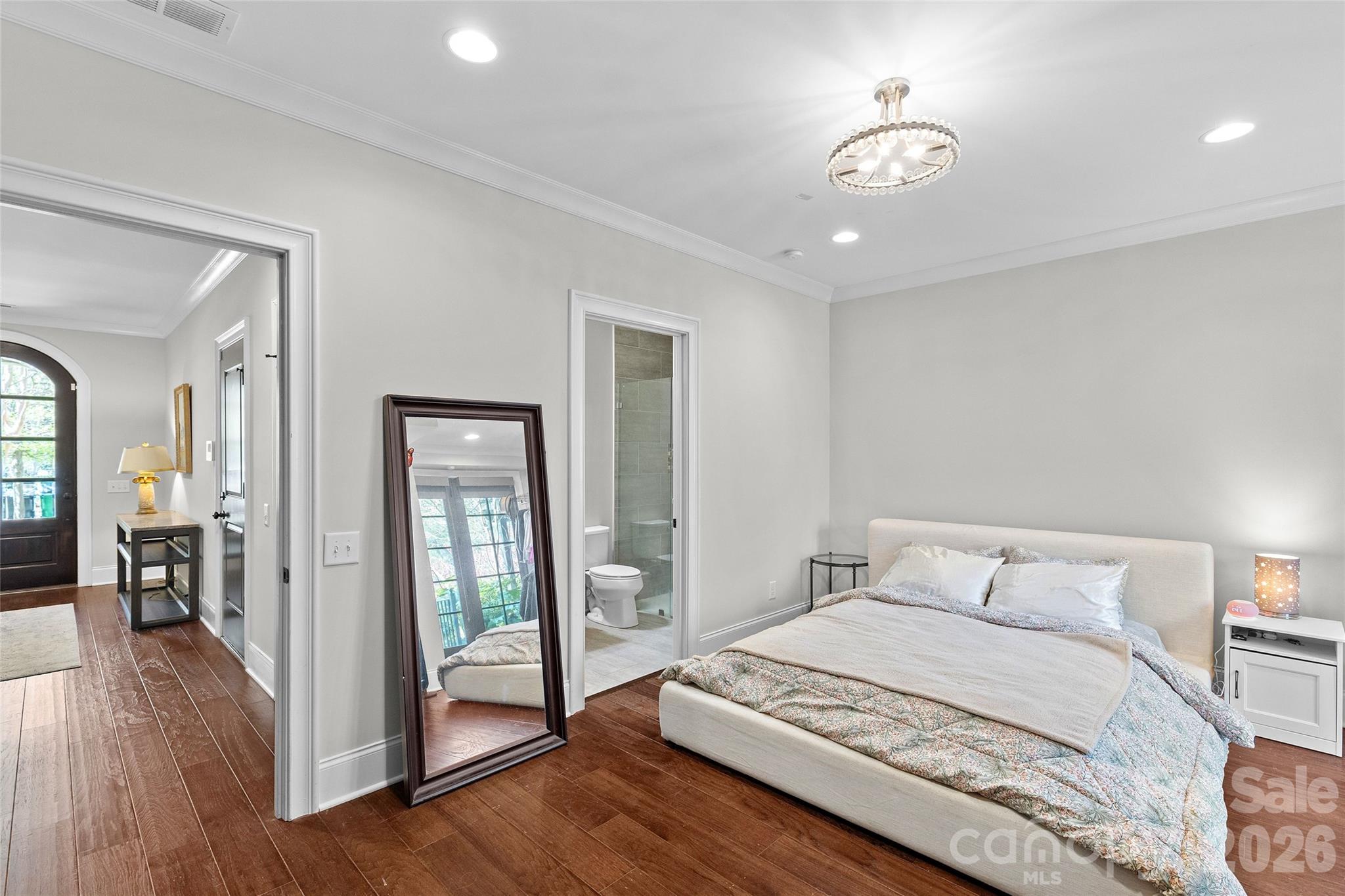 1624 Lombardy Circle