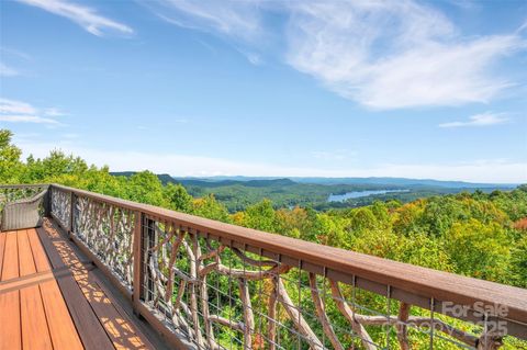 A home in Lake Toxaway