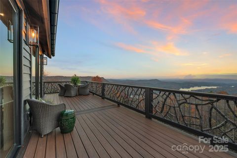 A home in Lake Toxaway