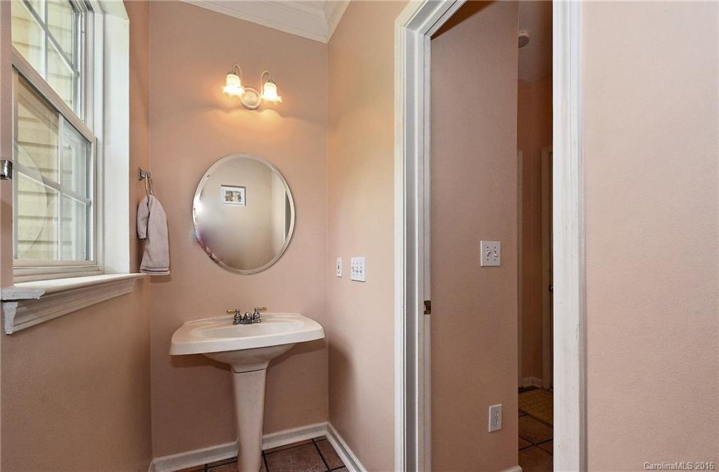 Gates At Waterside - Residential Lease